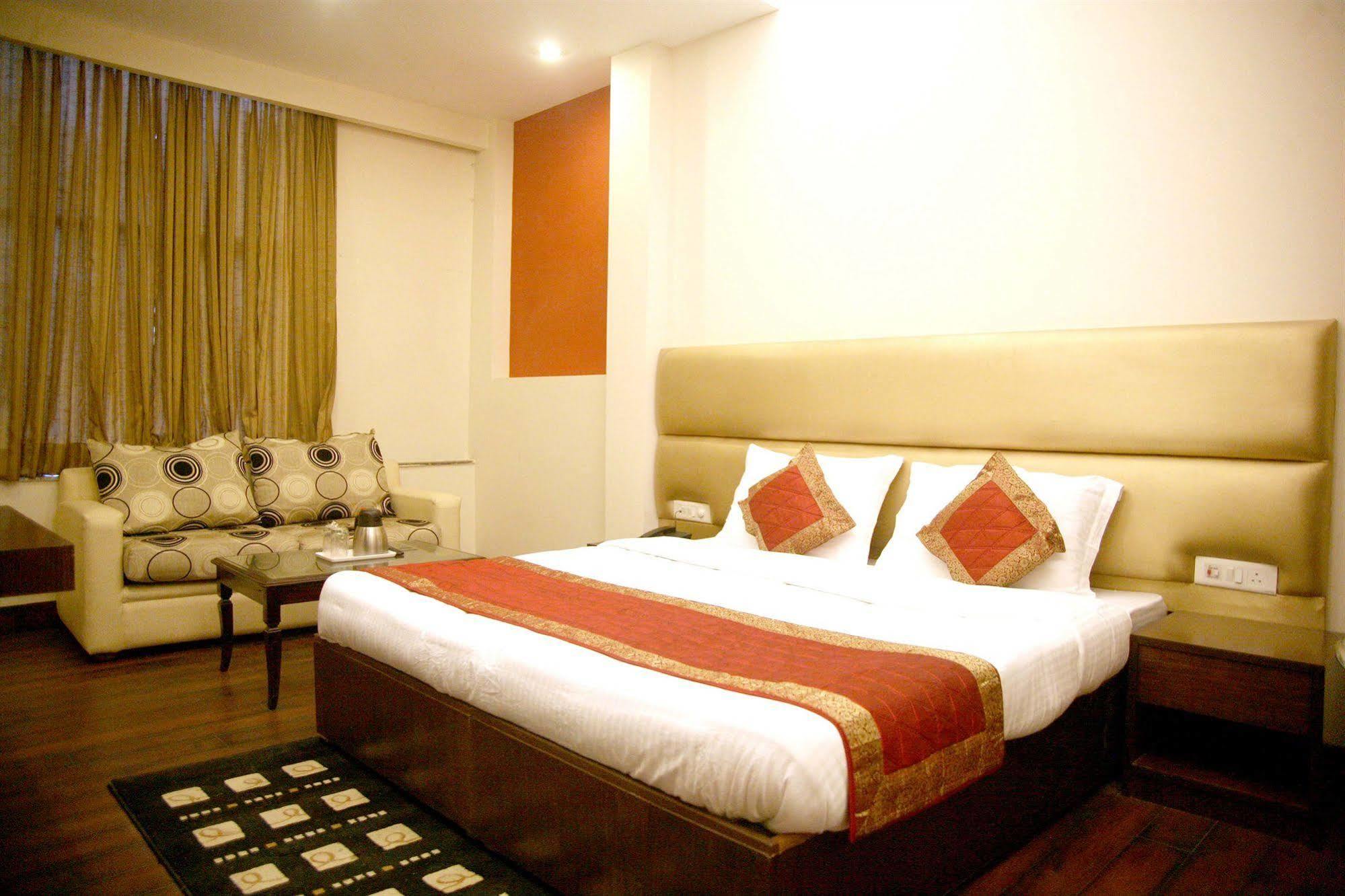 Rupam Hotel Delhi  Eksteriør bilde