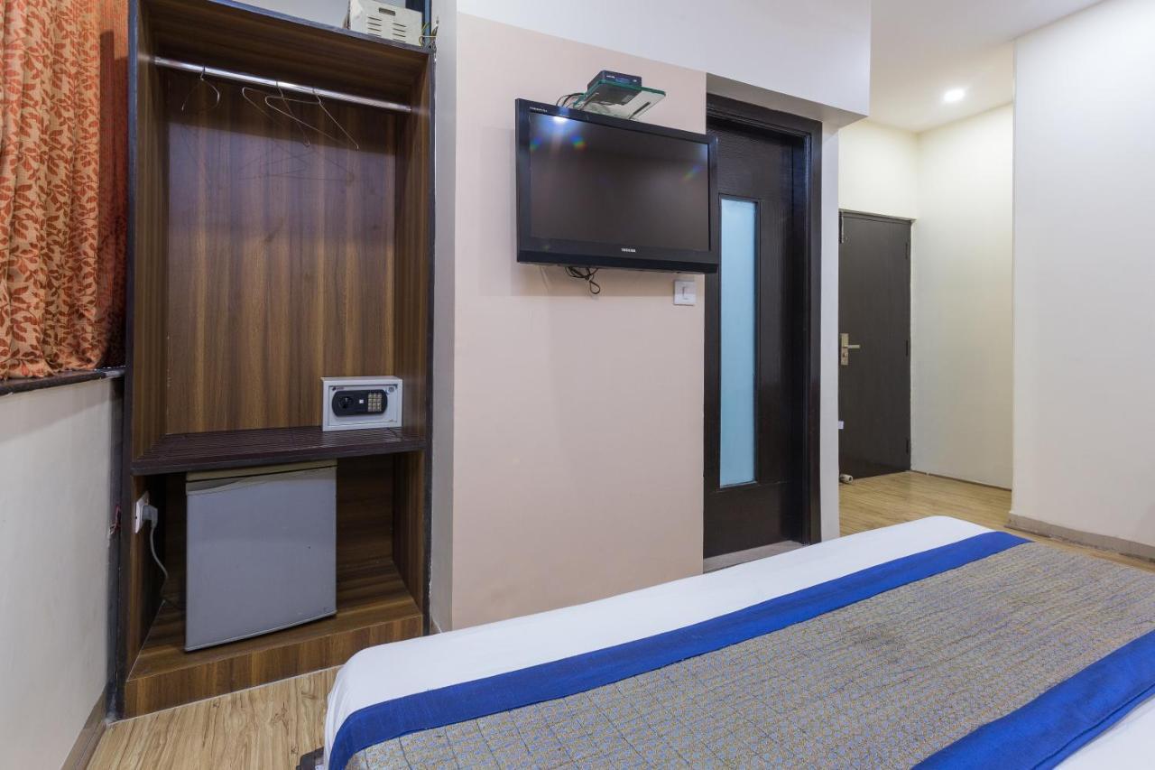 Rupam Hotel Delhi  Eksteriør bilde